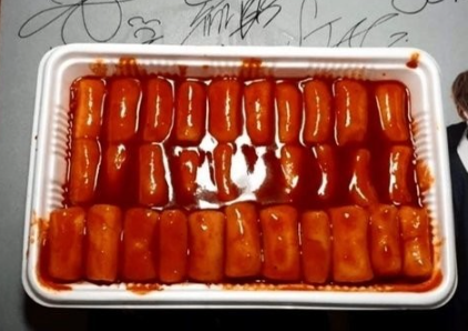 Well-arranged tteokbokki